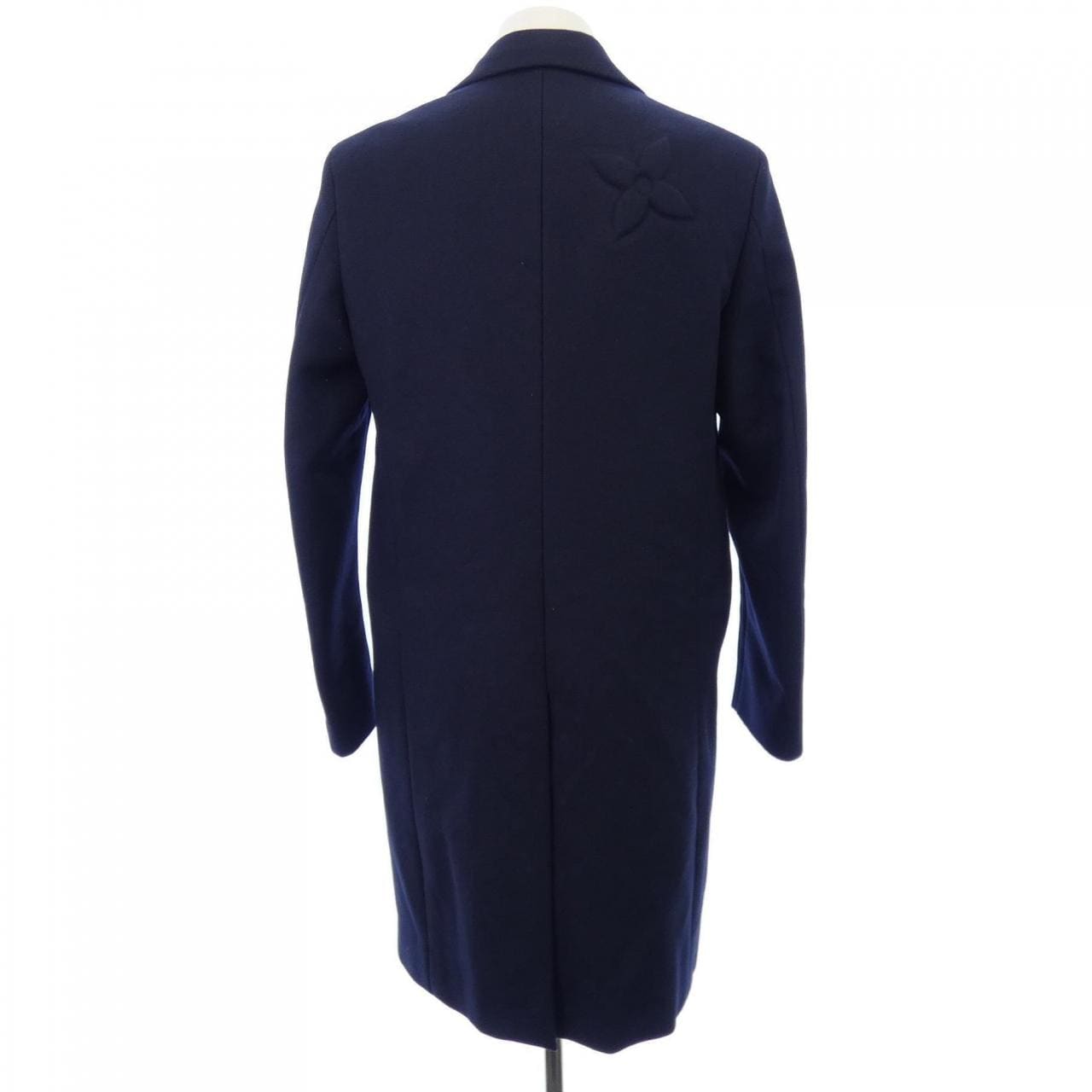 ルイヴィトン LOUIS VUITTON LVSEフラワーエンボスコート HMC40EVPQ コート