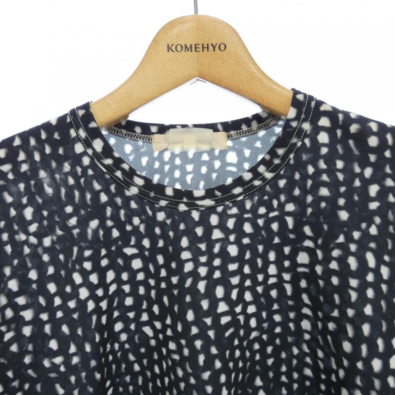 コムデギャルソン COMME des GARCONS GN-T048 トップス