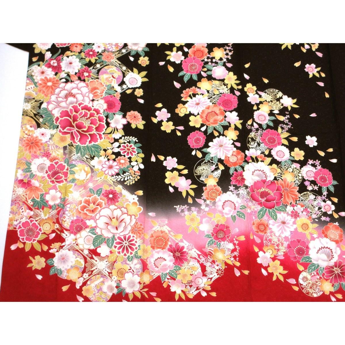 振袖　銀通しボカシ染　友禅金彩加工　刺繍入り