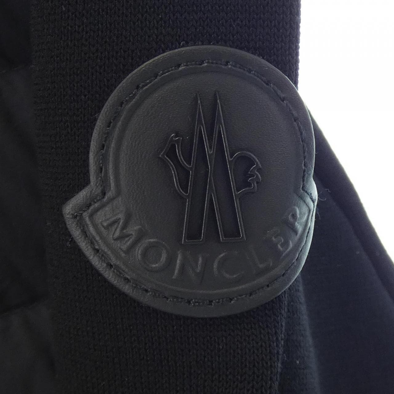 モンクレール MONCLER ダウンジャケット