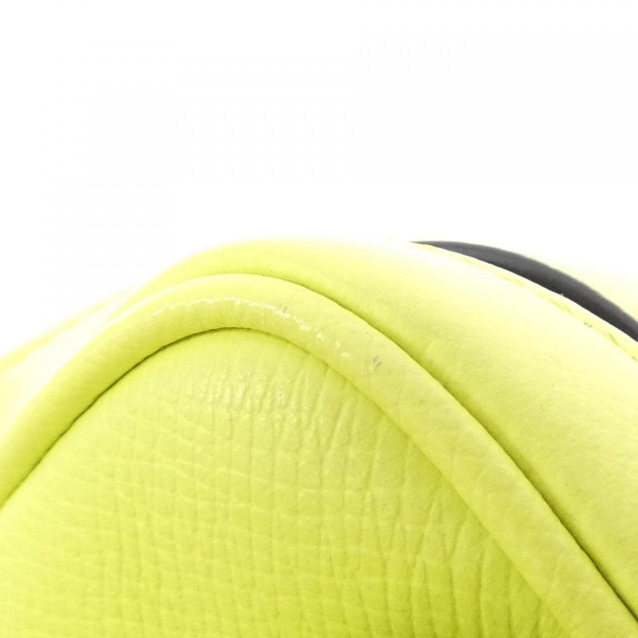 ルイヴィトン タイガ ラマ バムバッグ アウトドア M30251 ショルダーバッグ