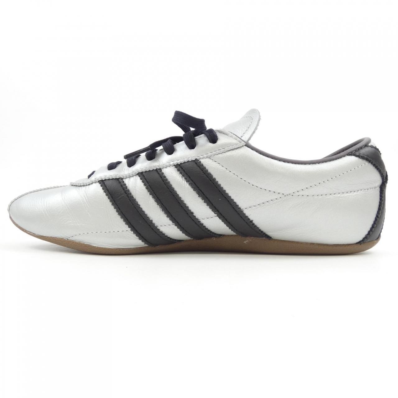 アディダス ADIDAS JQ3024 スニーカー
