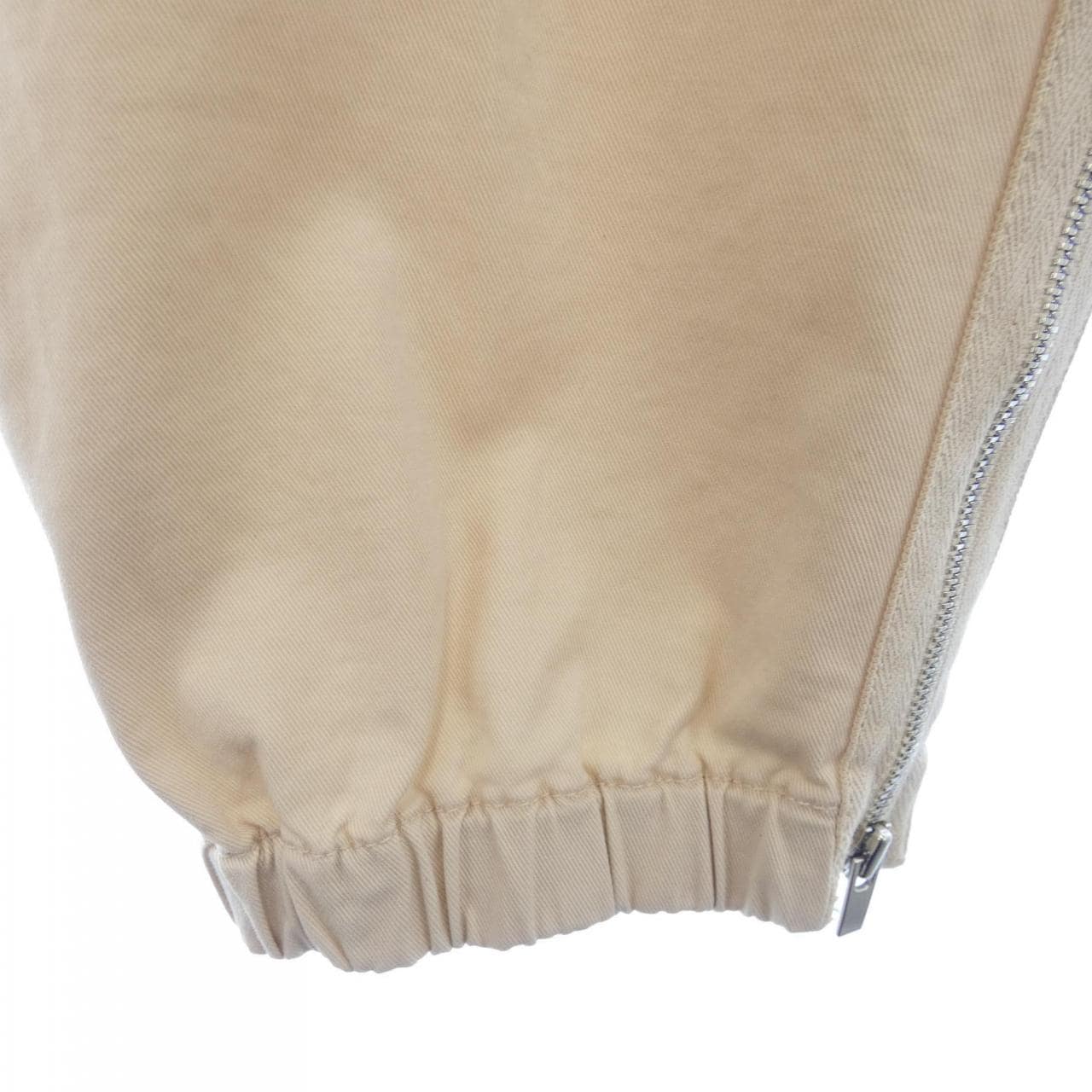ブルネロクチネリ BRUNELLO CUCINELLI パンツ