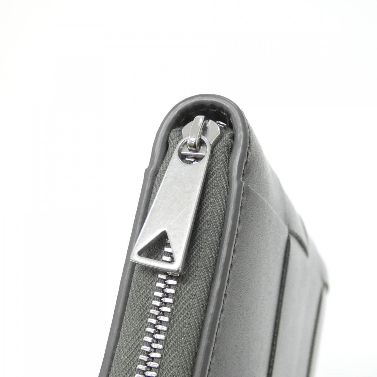 ボッテガヴェネタ 814649 VBWD5 財布