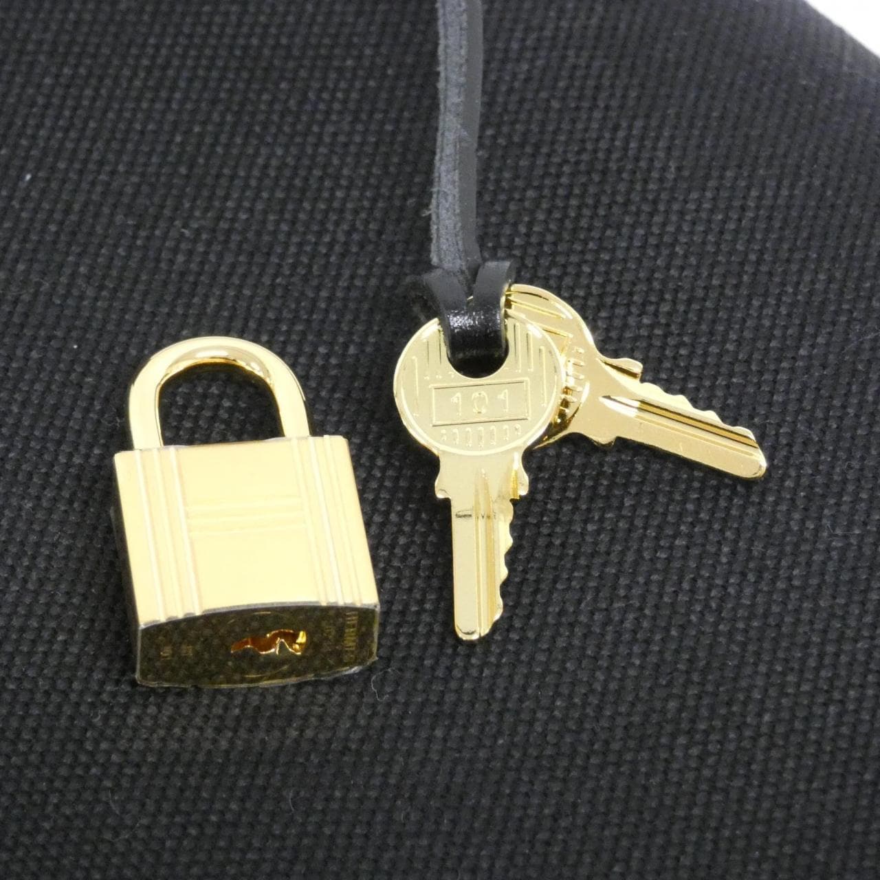 エルメス エールバッグ ジップ PM 078971CC バッグ