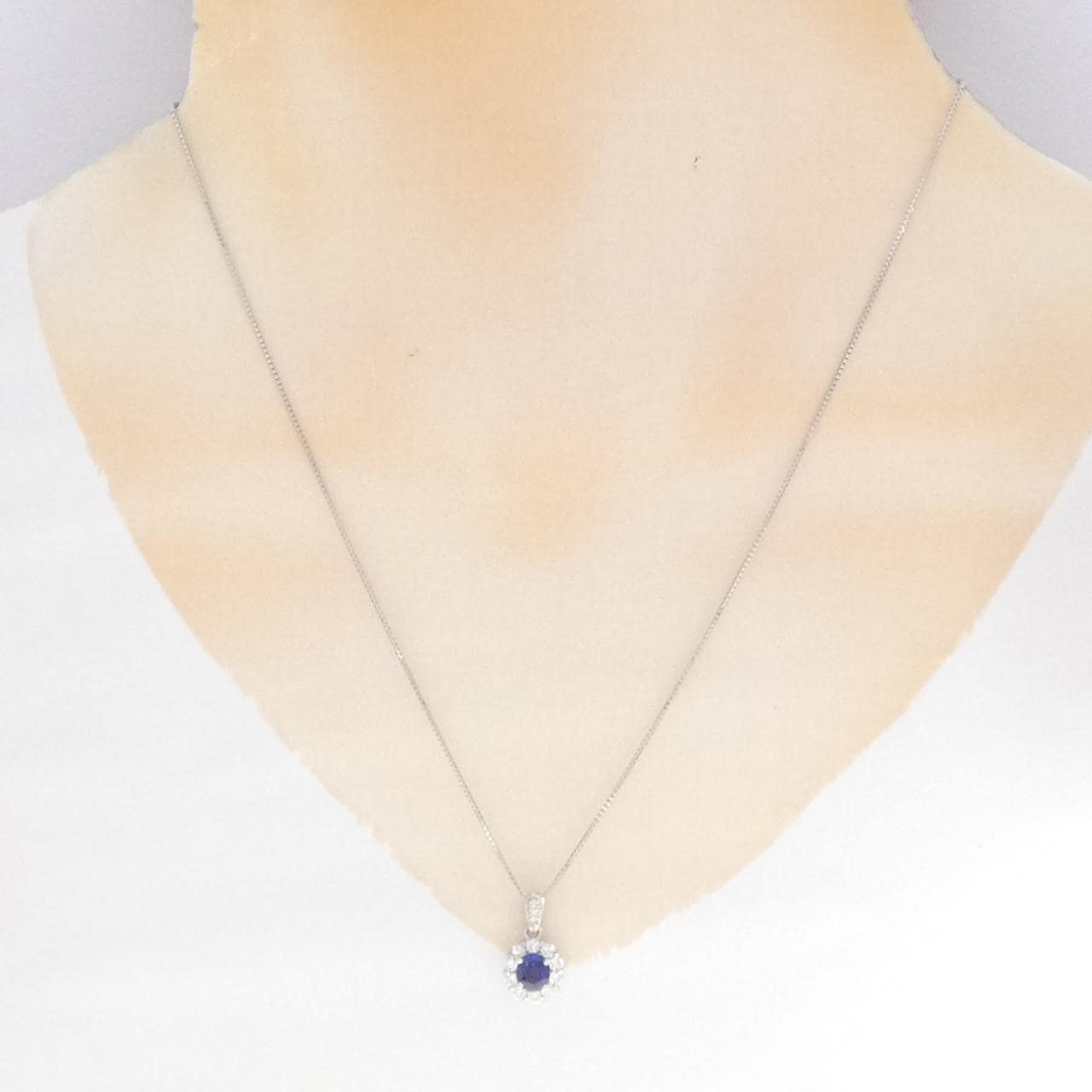PT900/PT850 サファイヤ ネックレス 0.65CT