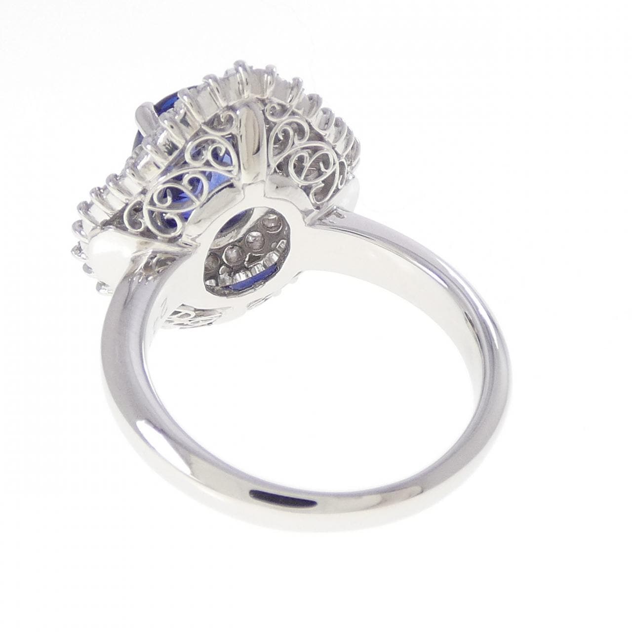 PT900 サファイヤ リング 2.41CT