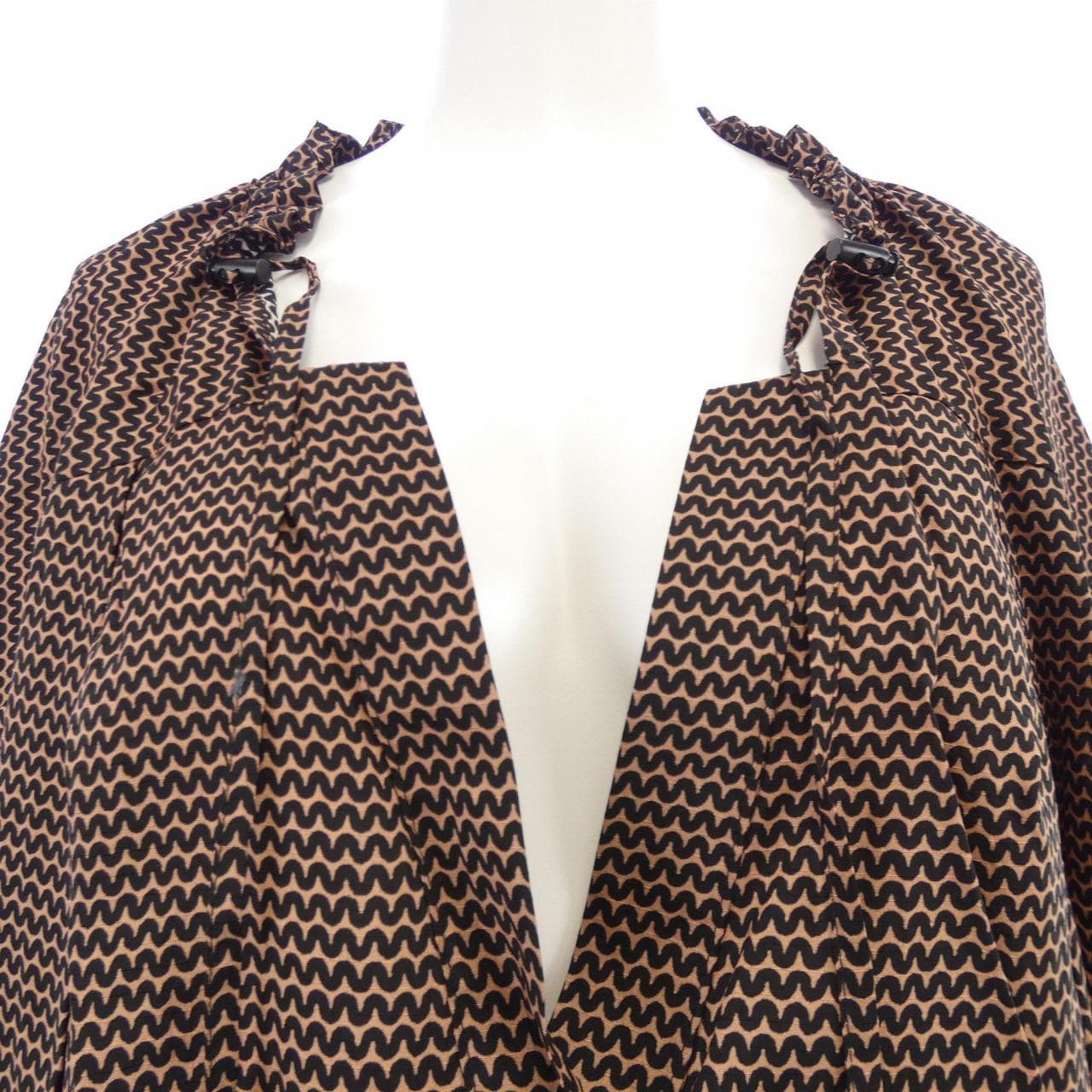 クリスチャンワイナンツ christian wijnants トップス