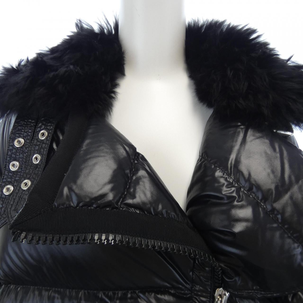 モンクレール MONCLER ダウンジャケット