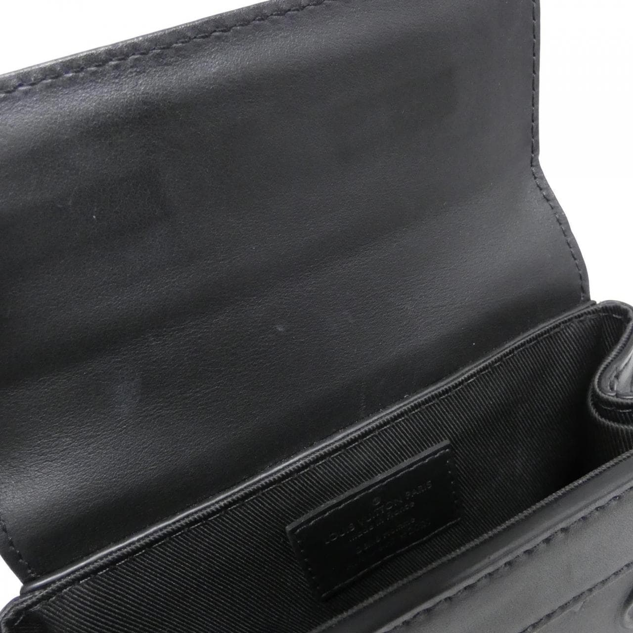 ルイヴィトン モノグラム シール スティーマーXS M58707 ショルダーバッグ