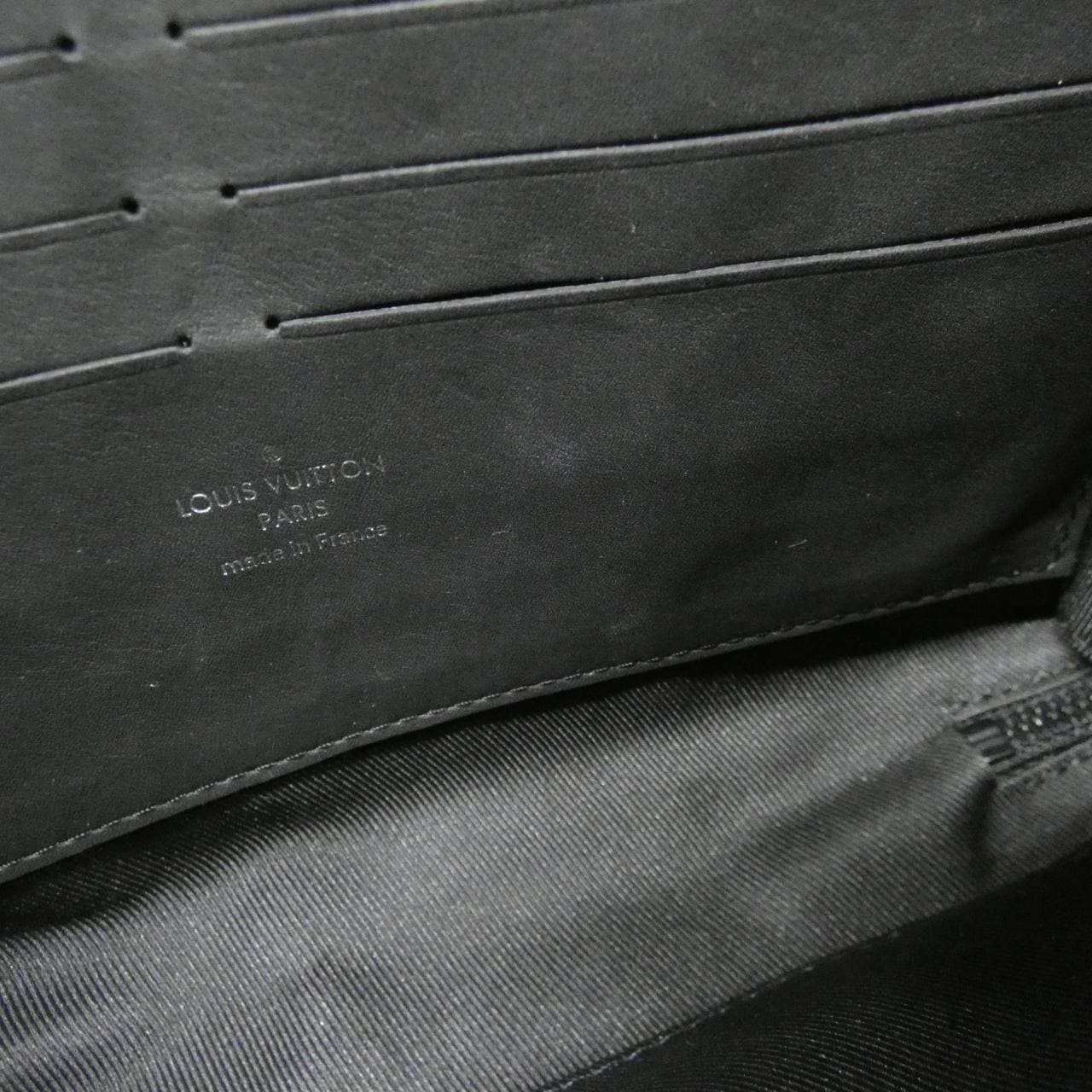 LOUIS VUITTON Taurillon Monogram Soft Trunk 錢包 M80224 單肩包