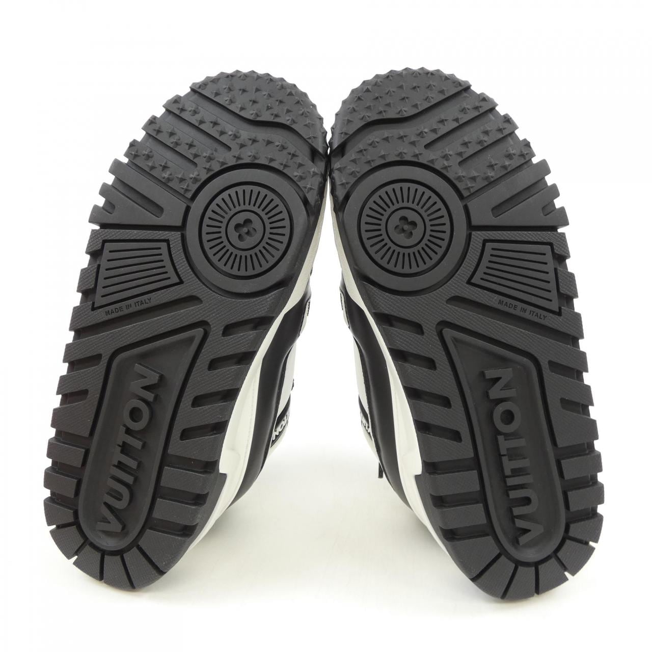 ルイヴィトン LOUIS VUITTON LVトレイナーマキシライン スニーカー