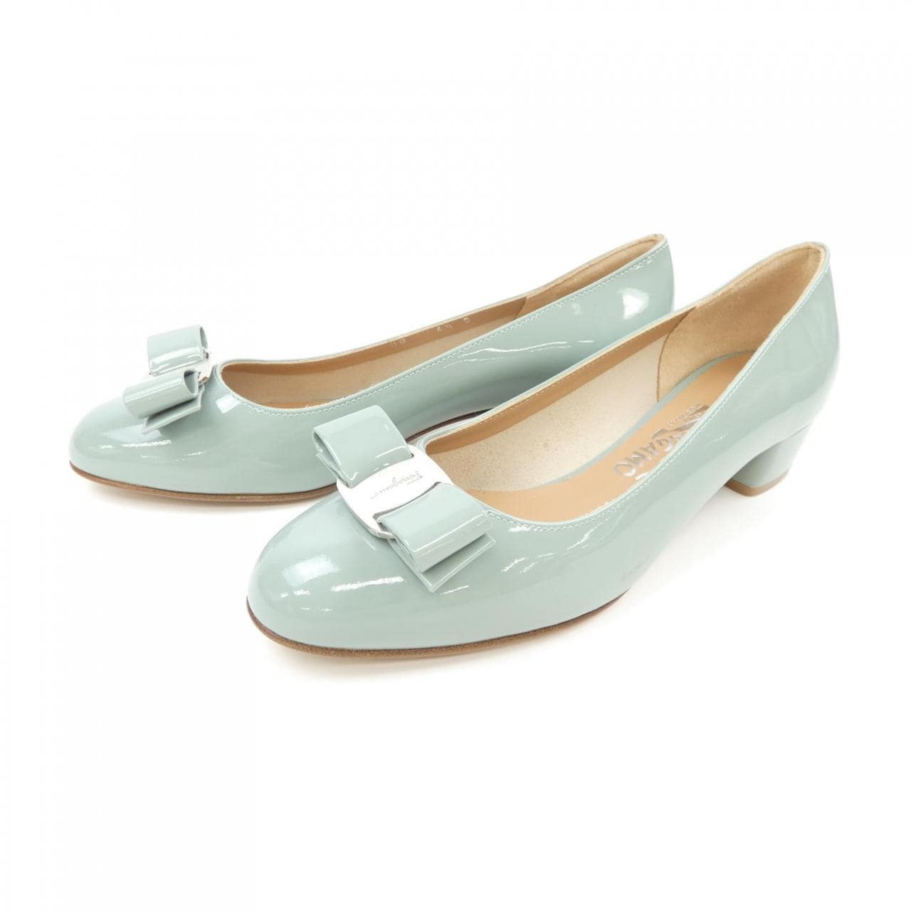 サルヴァトーレフェラガモ SALVATORE FERRAGAMO パンプス