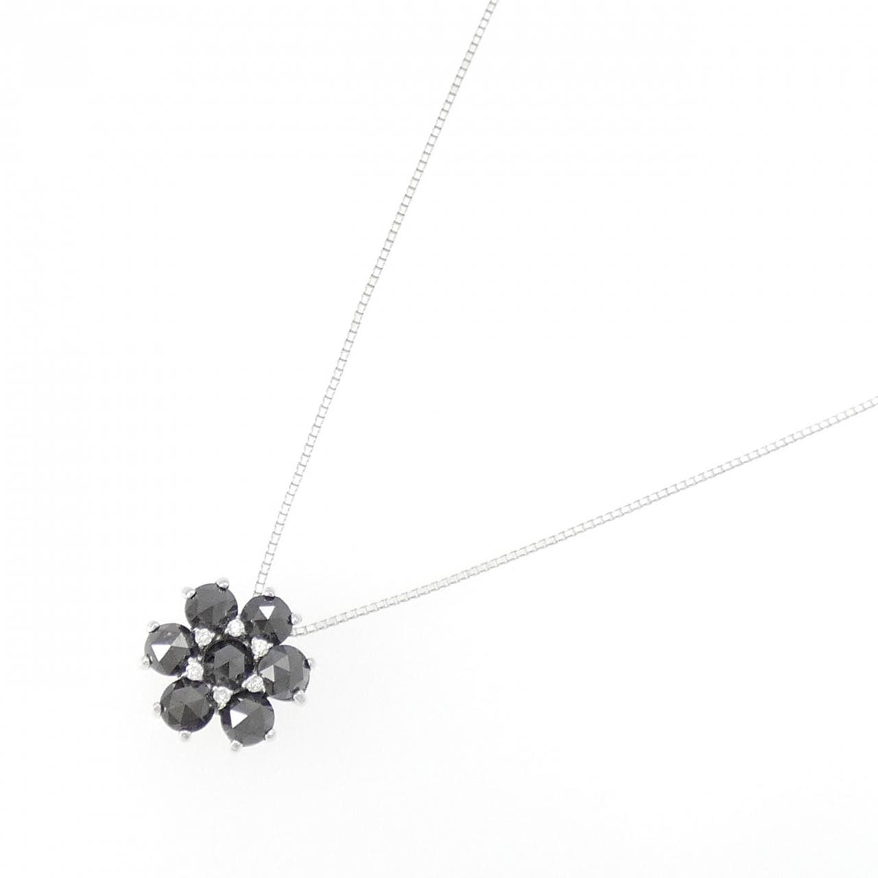 K18WG フラワー ダイヤモンド ネックレス 1.64CT