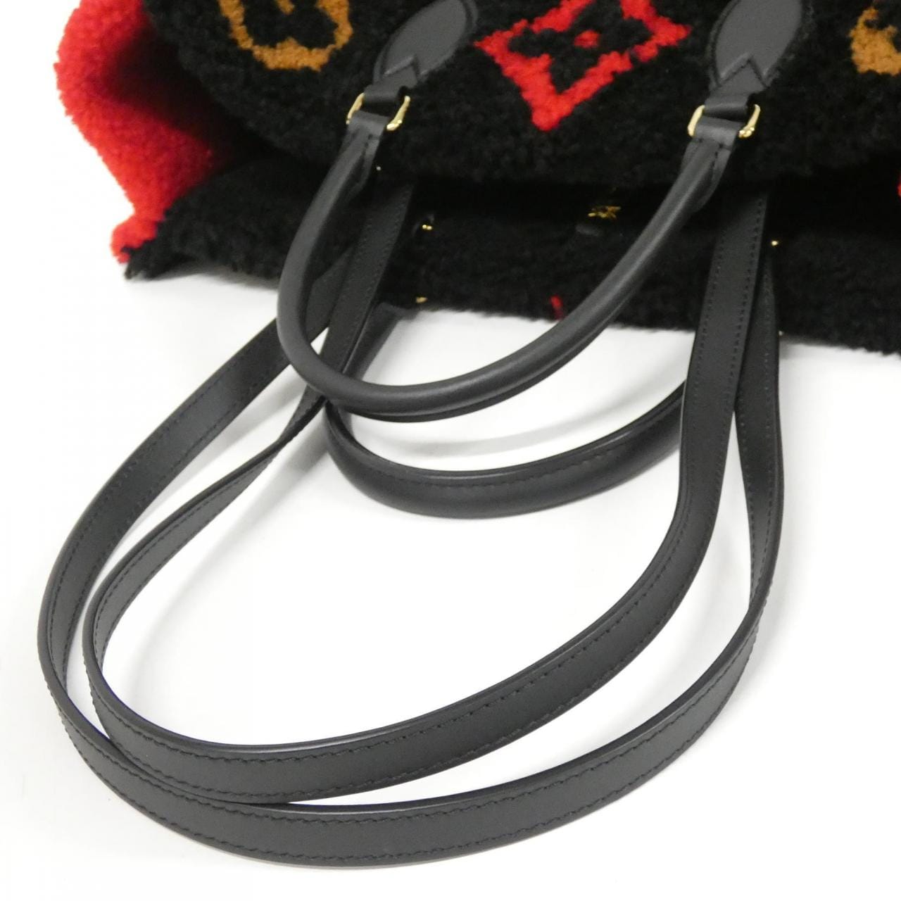 ルイヴィトン モノグラム テディ オンザゴー GM M55421 バッグ