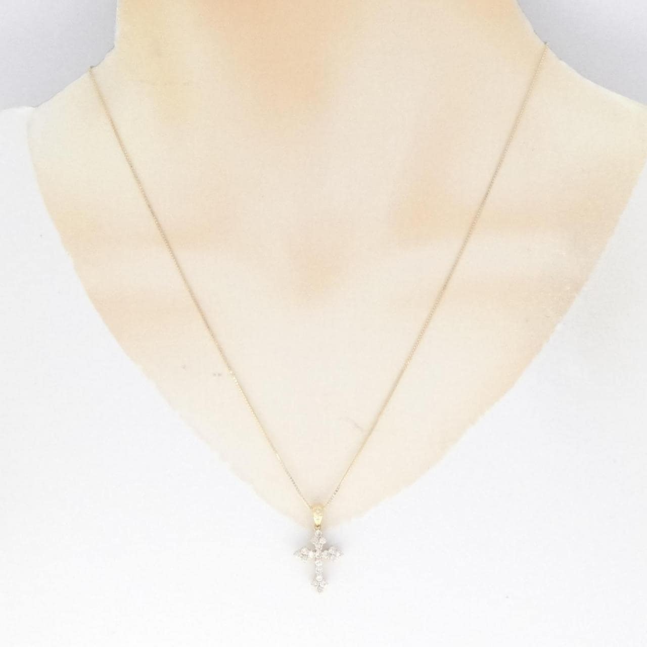 K18YG cross Diamond necklace 0.59CT