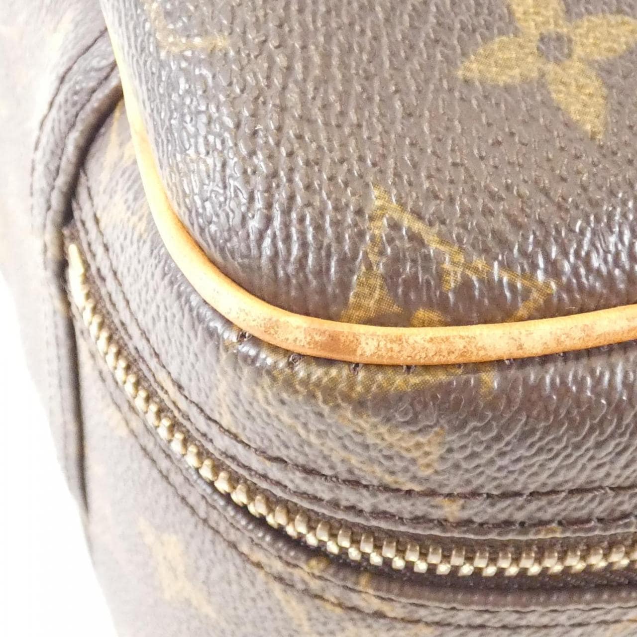 LOUIS VUITTON Monogram Excursion M41450 包