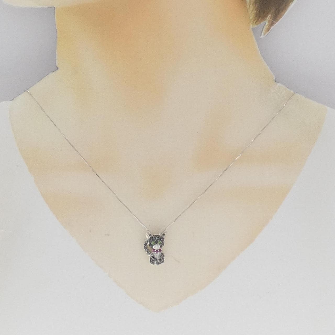 K18WG/K18BG Cat Color Stone Necklace