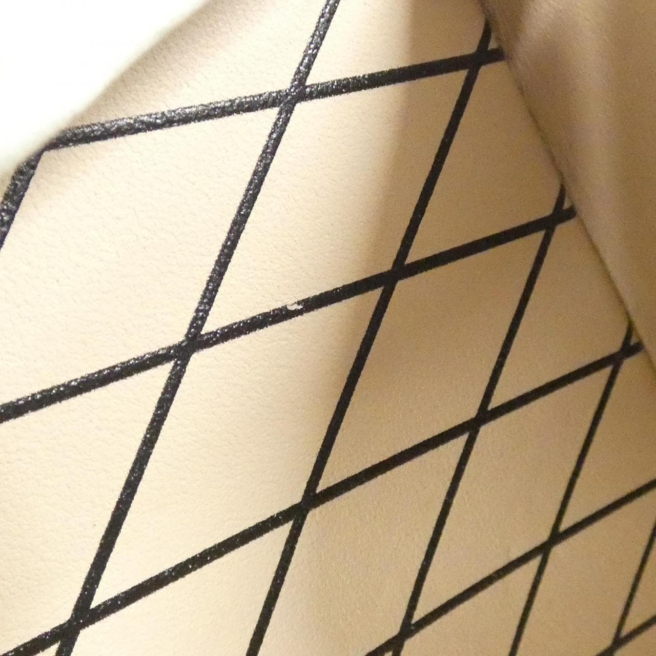 ルイヴィトン エピ プティット マル ショルダーバッグ