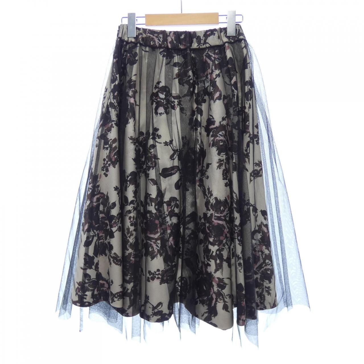 トゥービーシック TO BE CHIC スカート