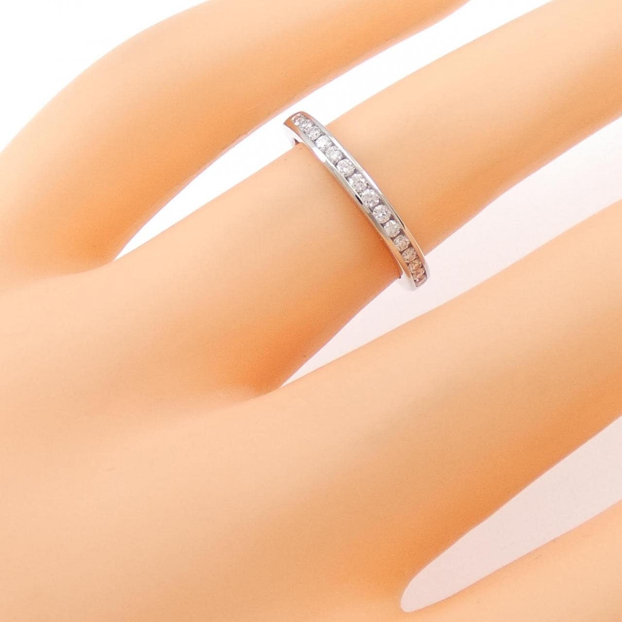 TIFFANY Half Circle Channel Setting Ring