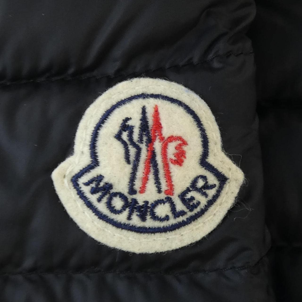 モンクレール MONCLER AGATELON ダウンコート