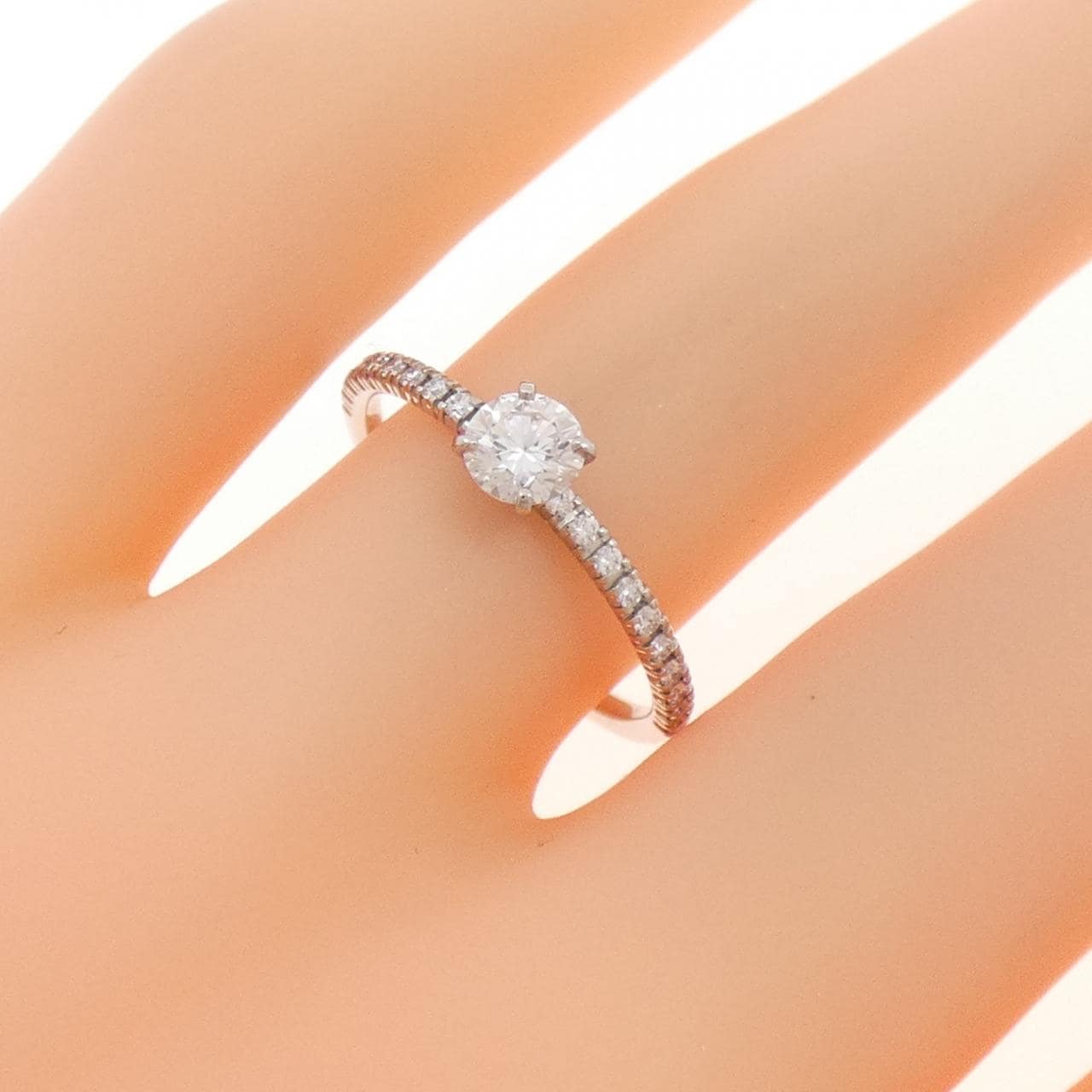 カルティエ エタンセル リング 0.30CT