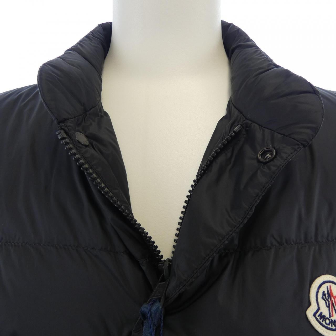 【新品】モンクレール MONCLER TUQUEROUYE ダウンベスト