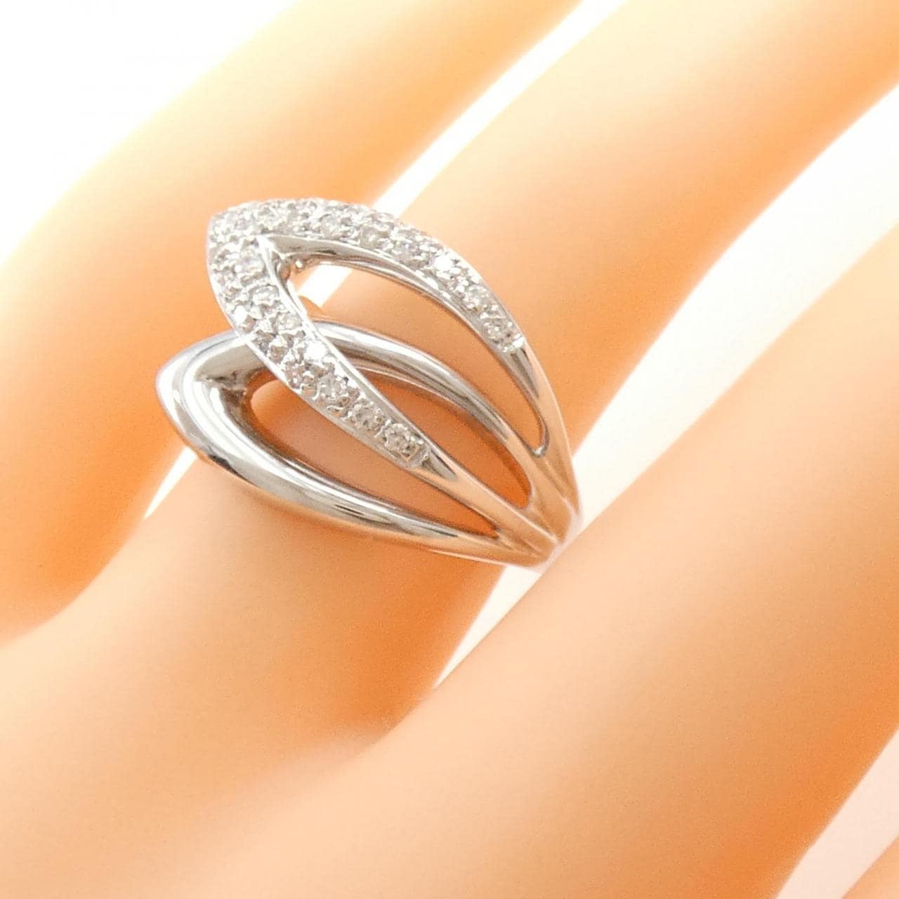 750WG Diamond ring 0.21CT