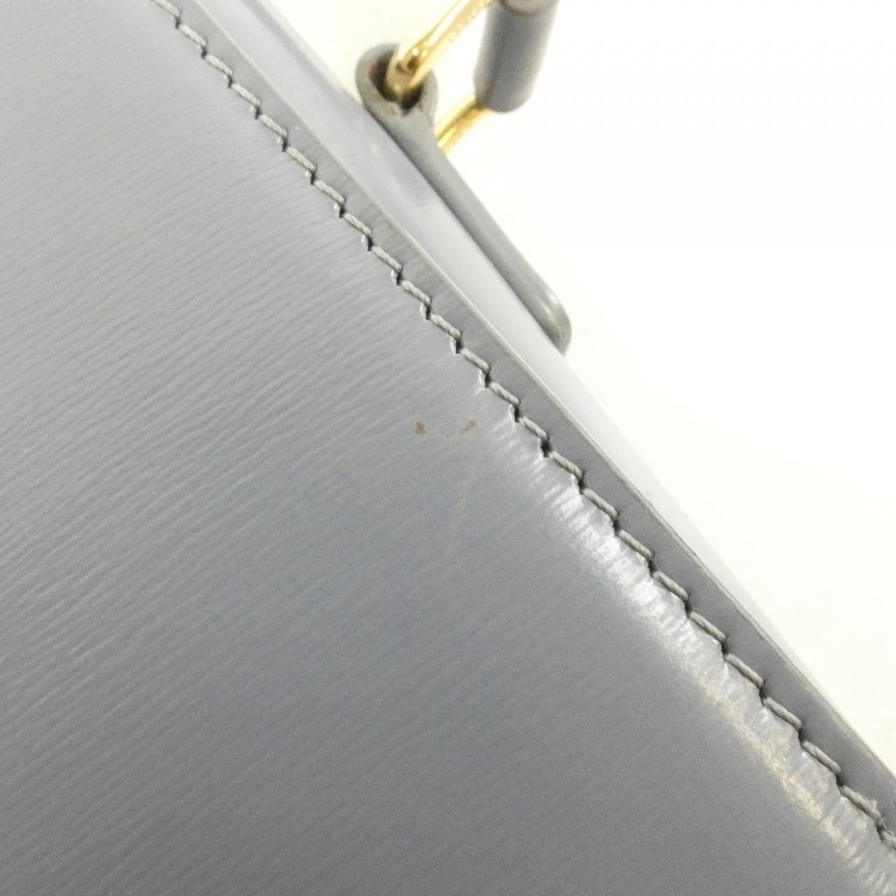 セリーヌ クラシック トリオンフ 187363BF4 ショルダーバッグ