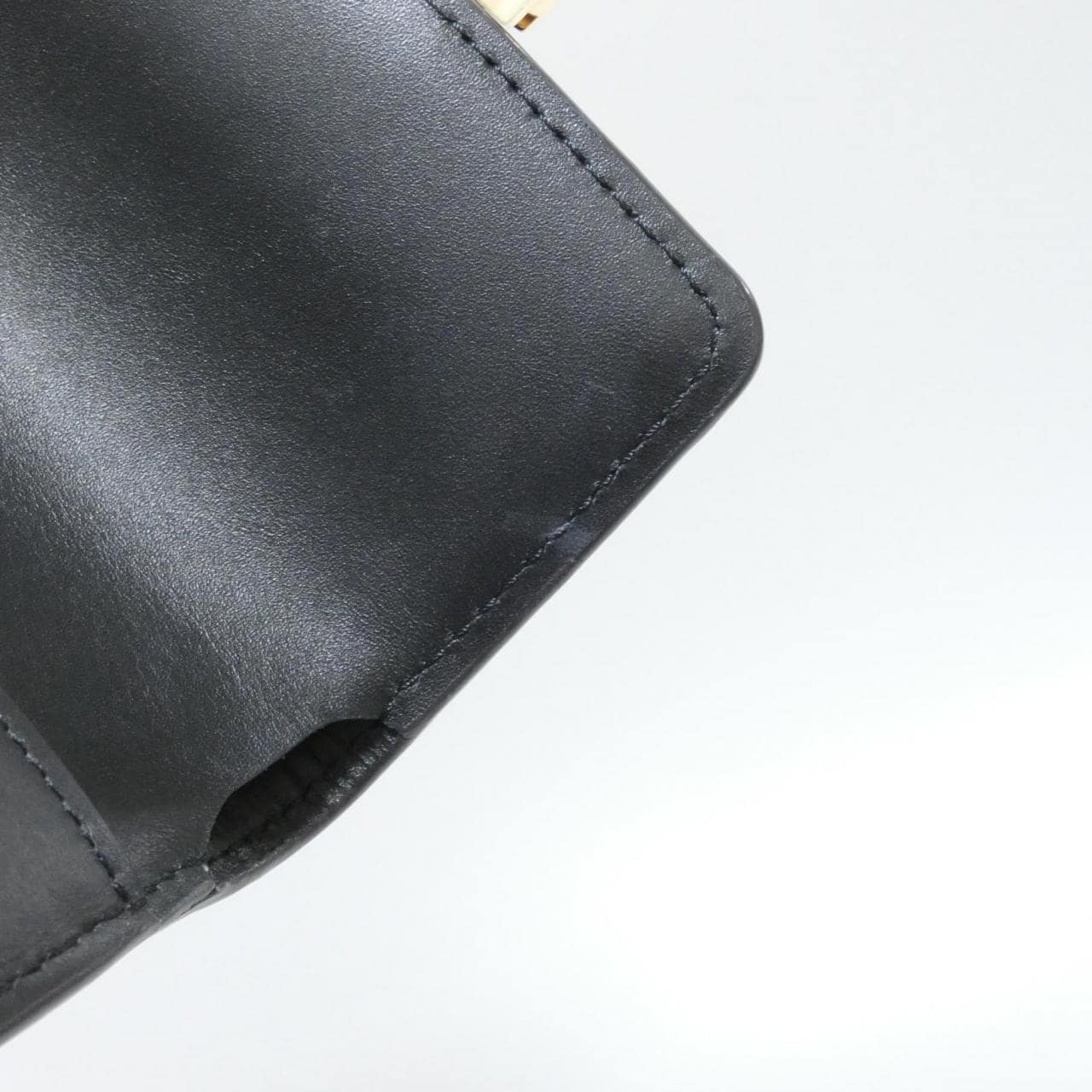 ルイヴィトン モノグラム ポルトフォイユ ドーフィーヌ コンパクト M68725 財布