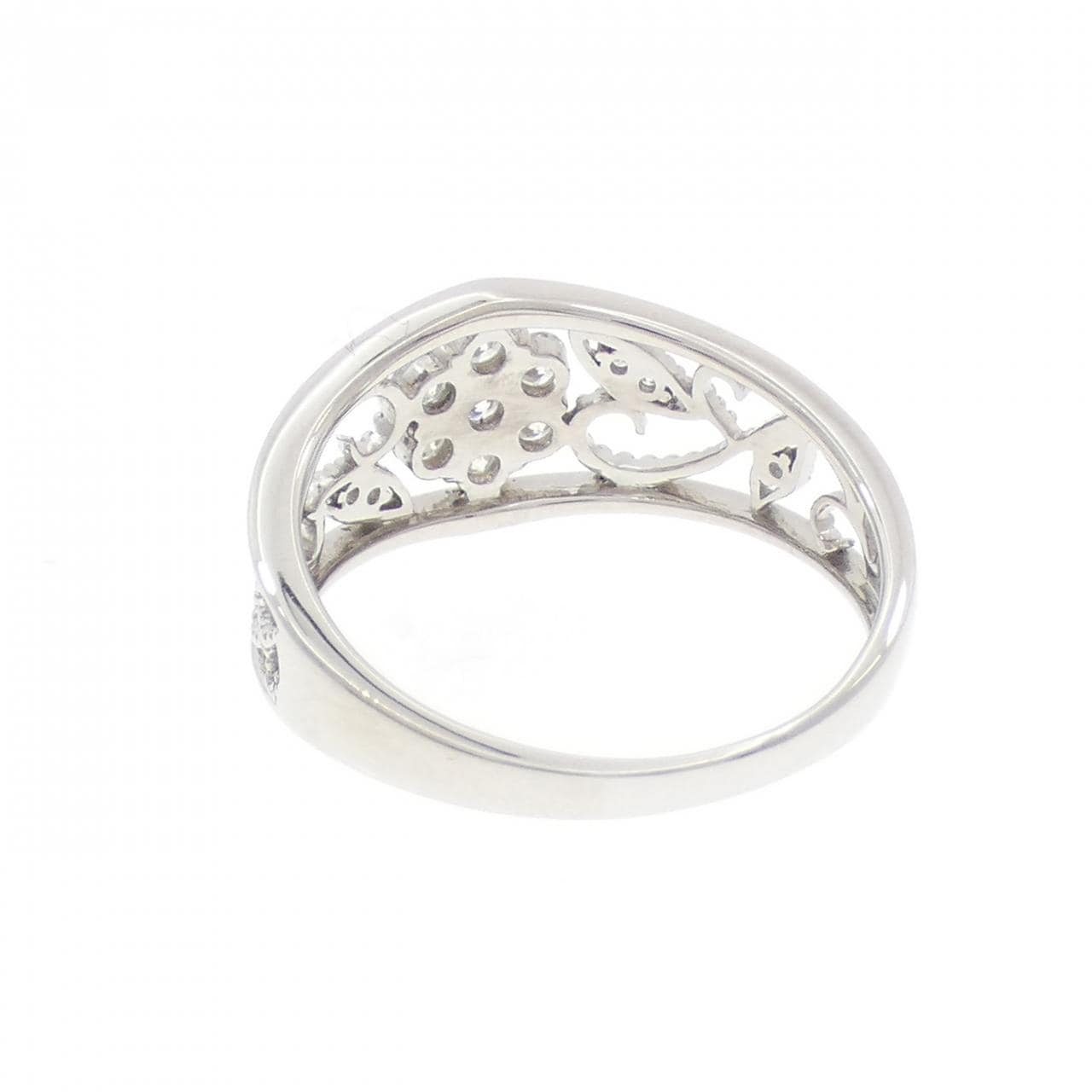 PT900 フラワー ダイヤモンド リング 0.31CT