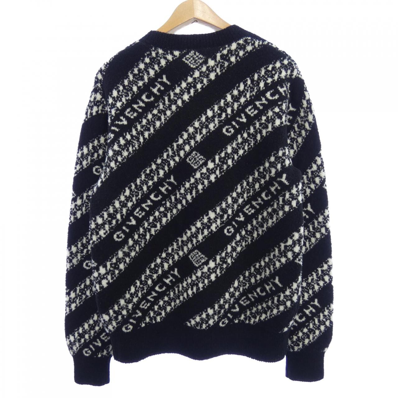 ジバンシー GIVENCHY ニット