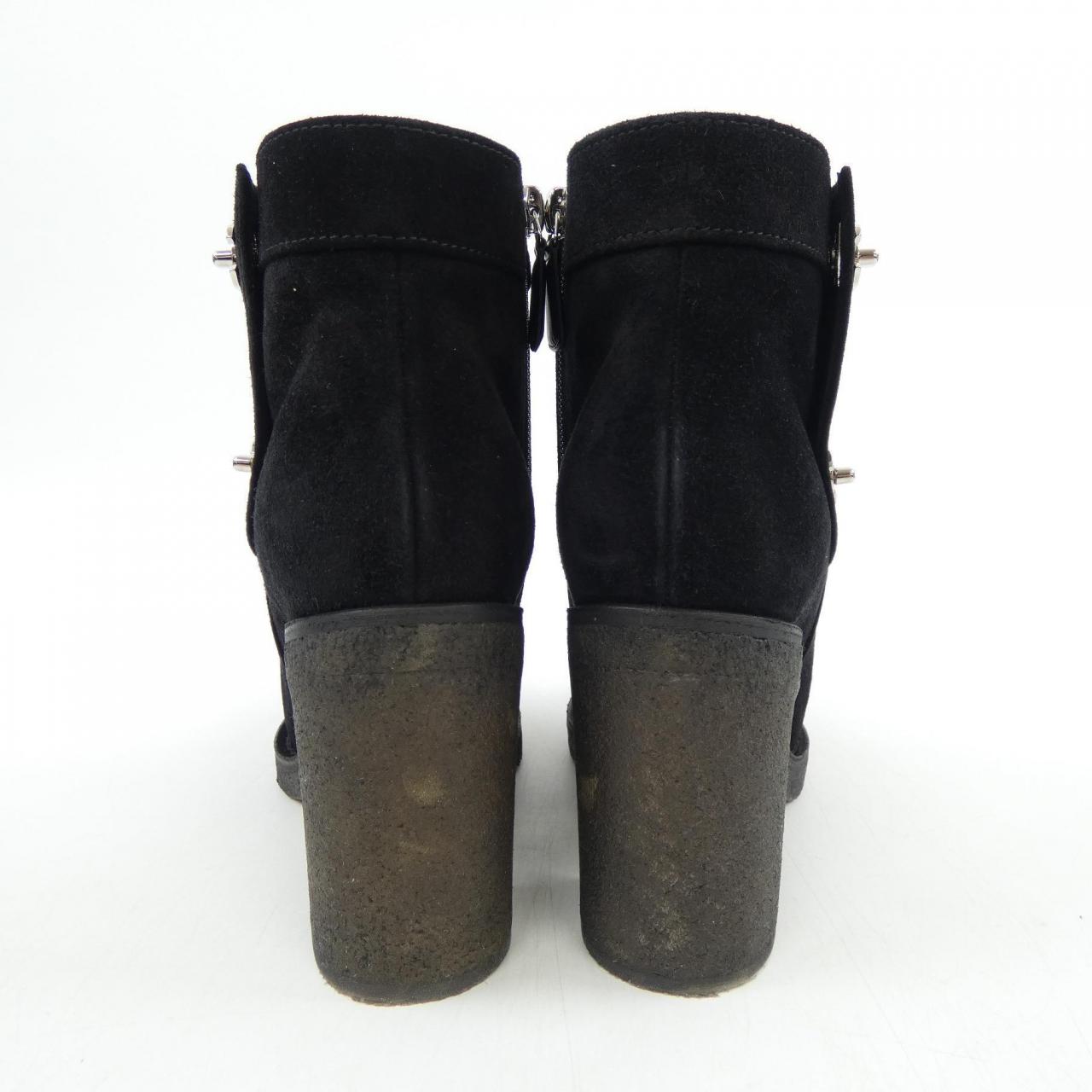 シャネル CHANEL ショートブーツ ターンロック G31285X51596 ブーツ