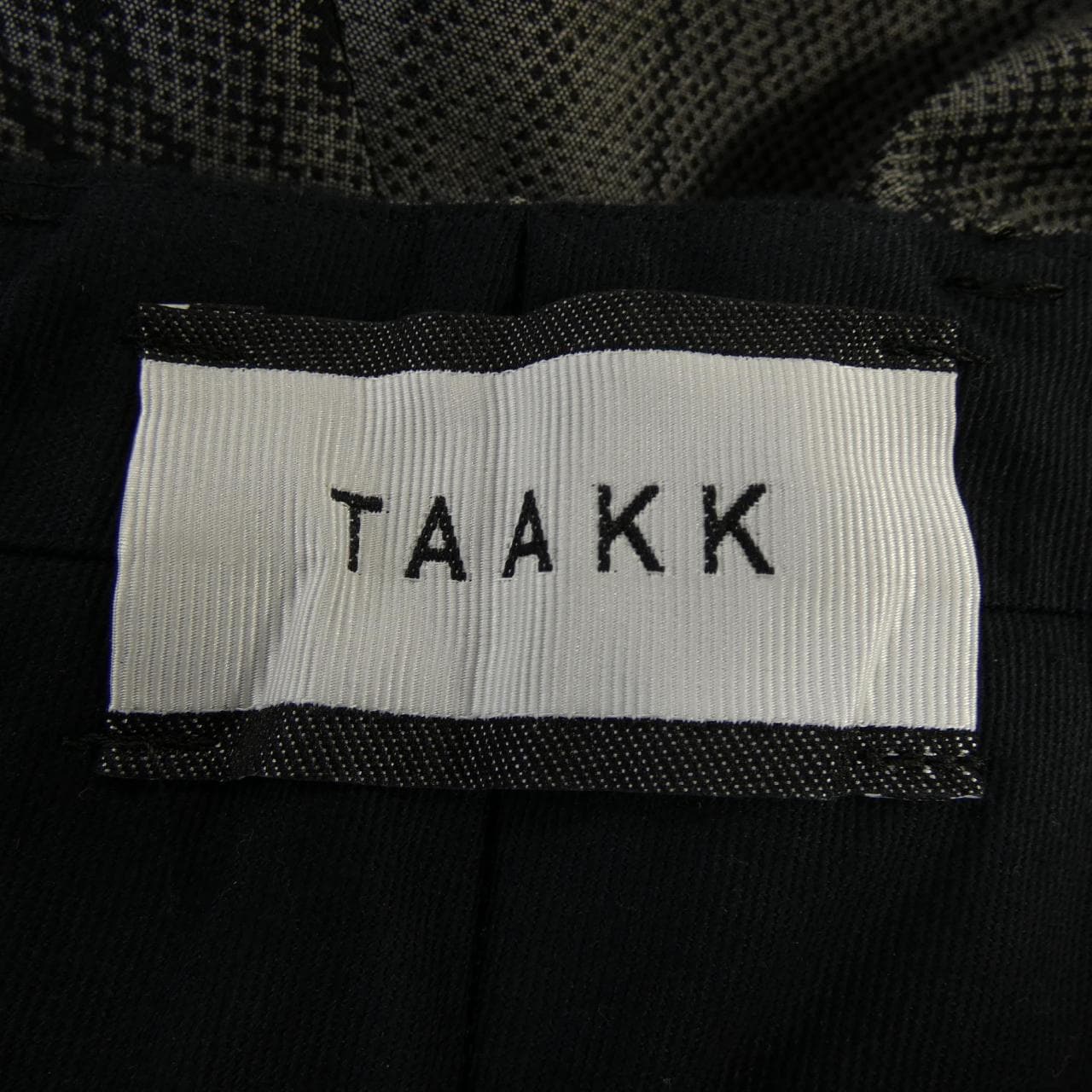 TAAKK パンツ