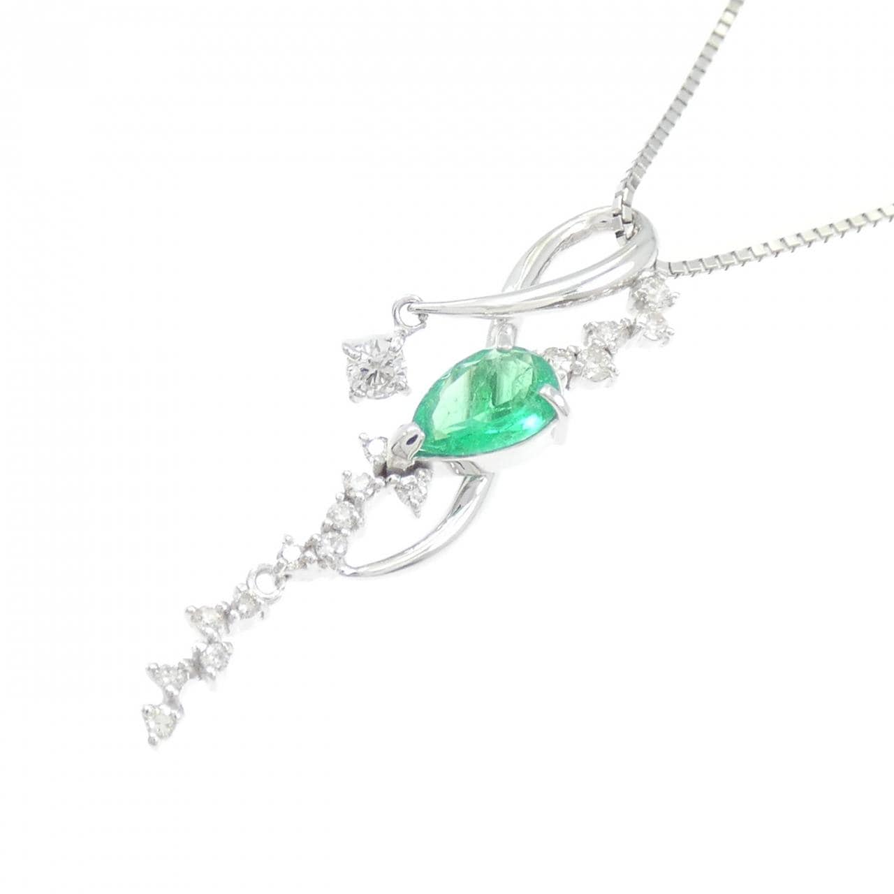 K18WG エメラルド ネックレス 0.400CT