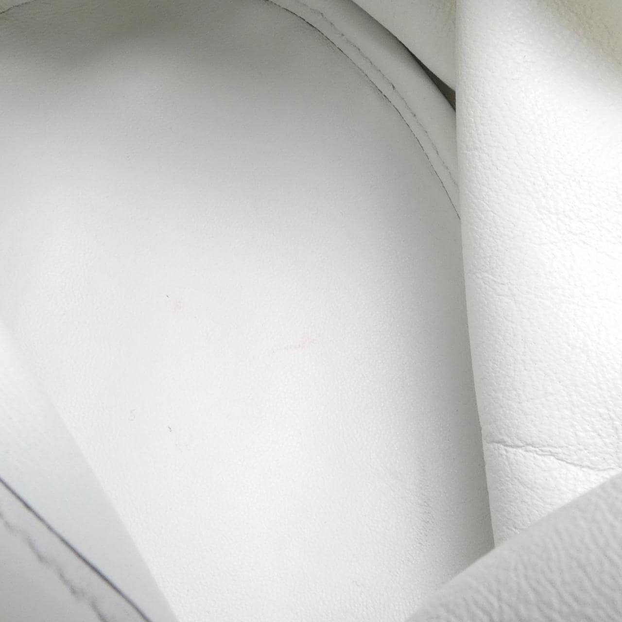 サルヴァトーレフェラガモ 21 1403 ショルダーバッグ