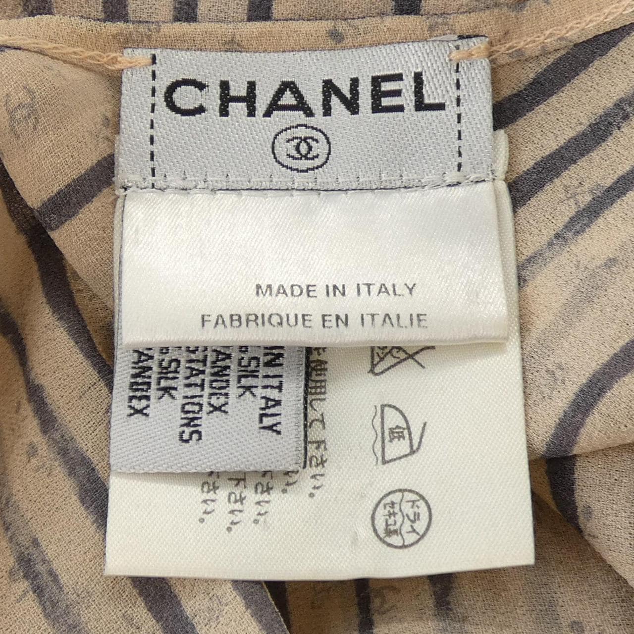 【ヴィンテージ】シャネル CHANEL P21770W03195 03A トップス