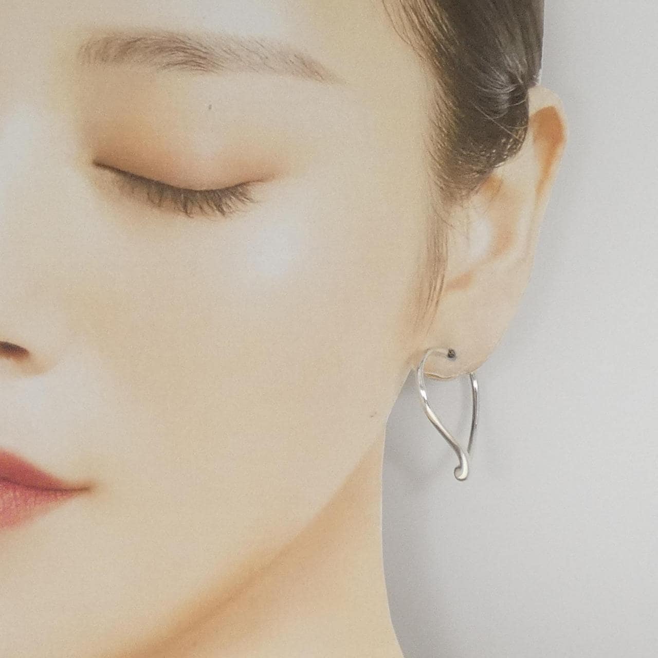 ティファニー オープンハート フープ ピアス