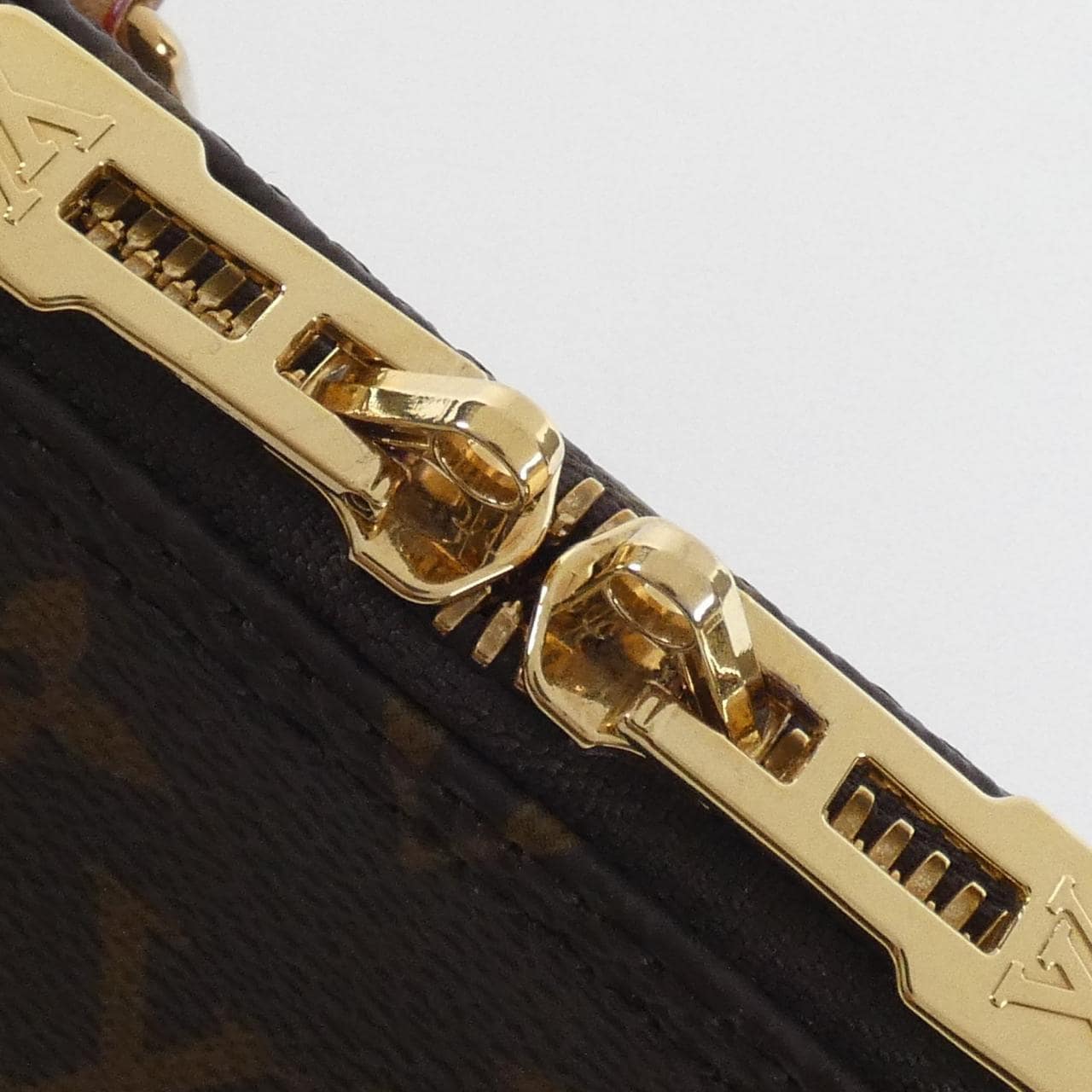 ルイヴィトン モノグラム アルマBB M46990 バッグ