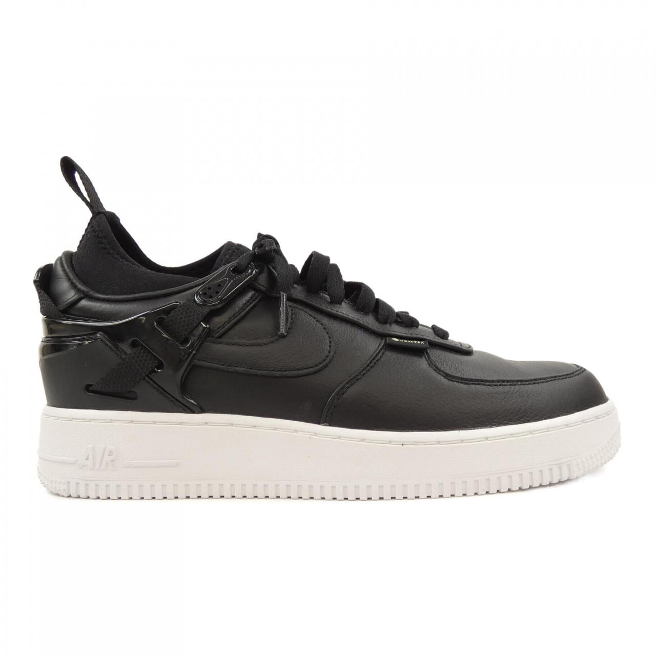 ナイキ NIKE DQ7558-002 UNDERCOVER スニーカー