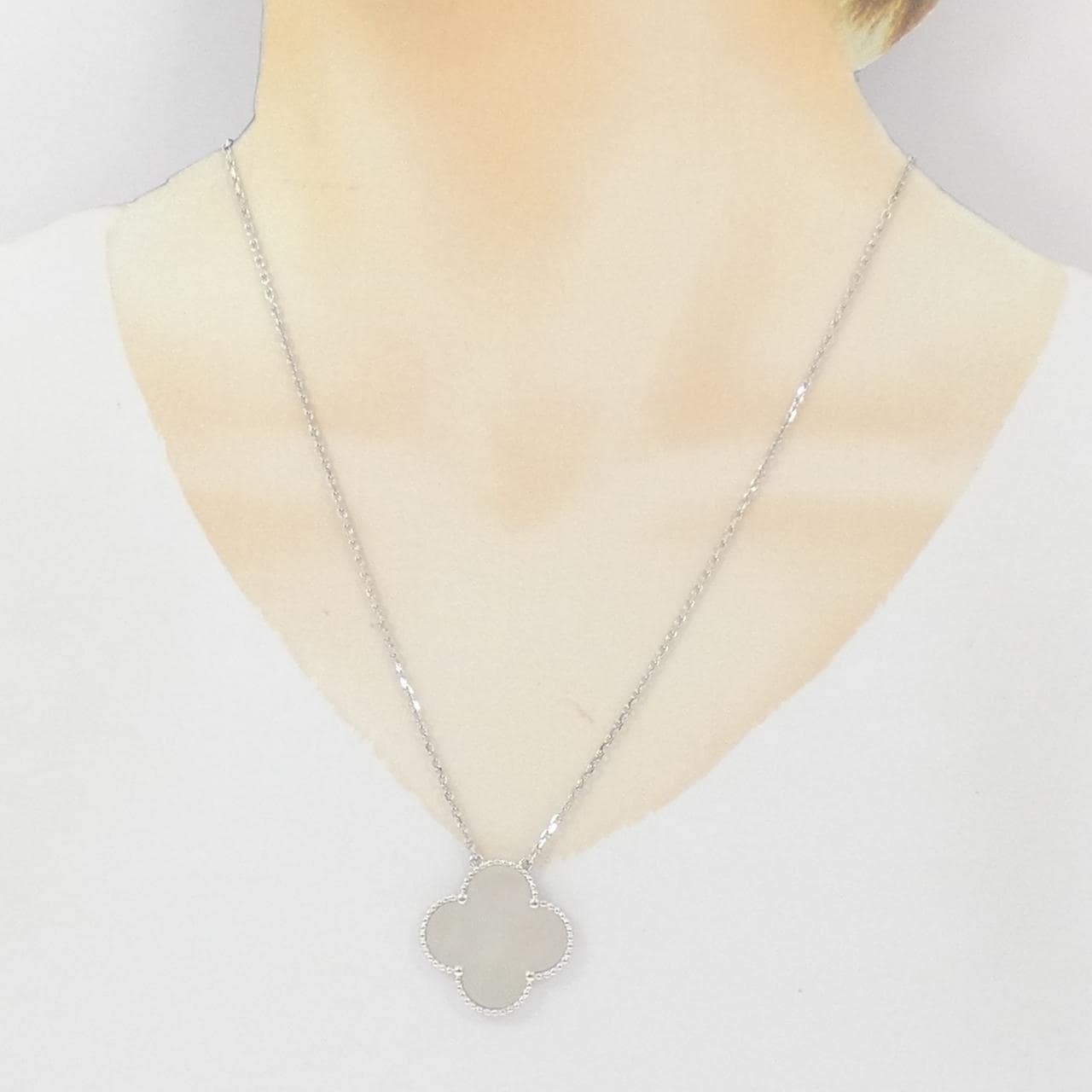 ヴァンクリーフ&アーペル マジックアルハンブラ ネックレス