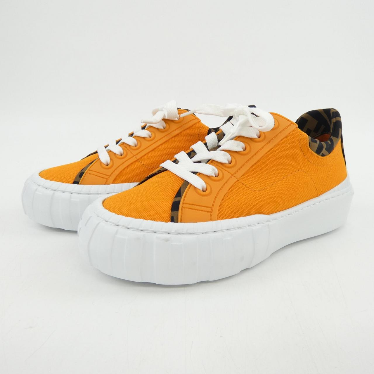 フェンディ FENDI 8E8110 スニーカー