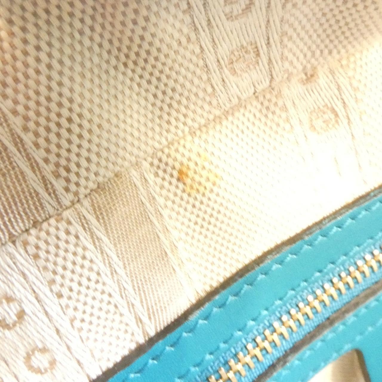 グッチ 354224 AIZ1G バッグ