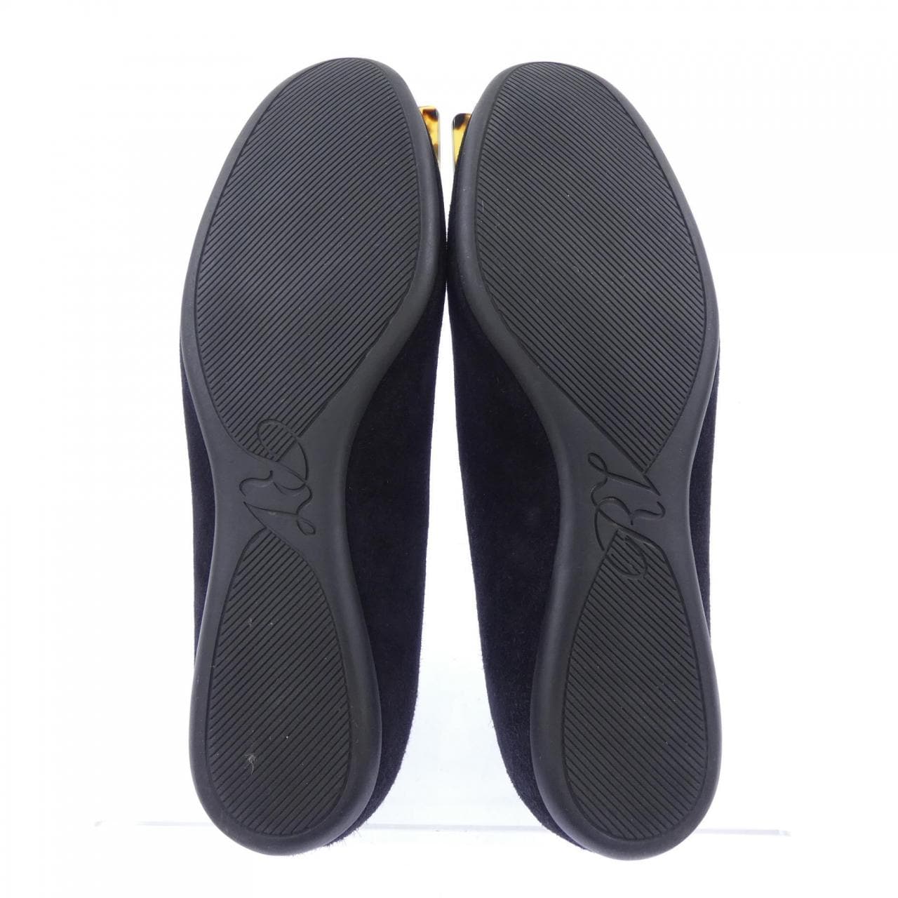 ロジェヴィヴィエ ROGER VIVIER パンプス