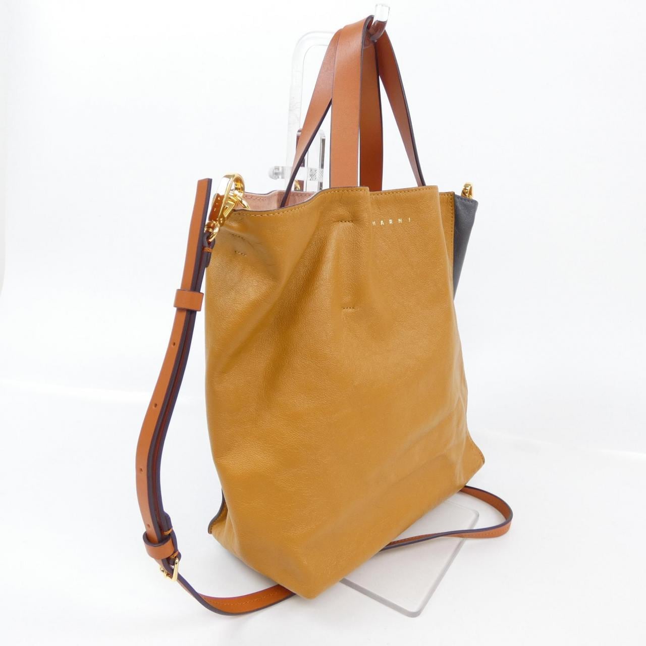 マルニ MARNI BAG