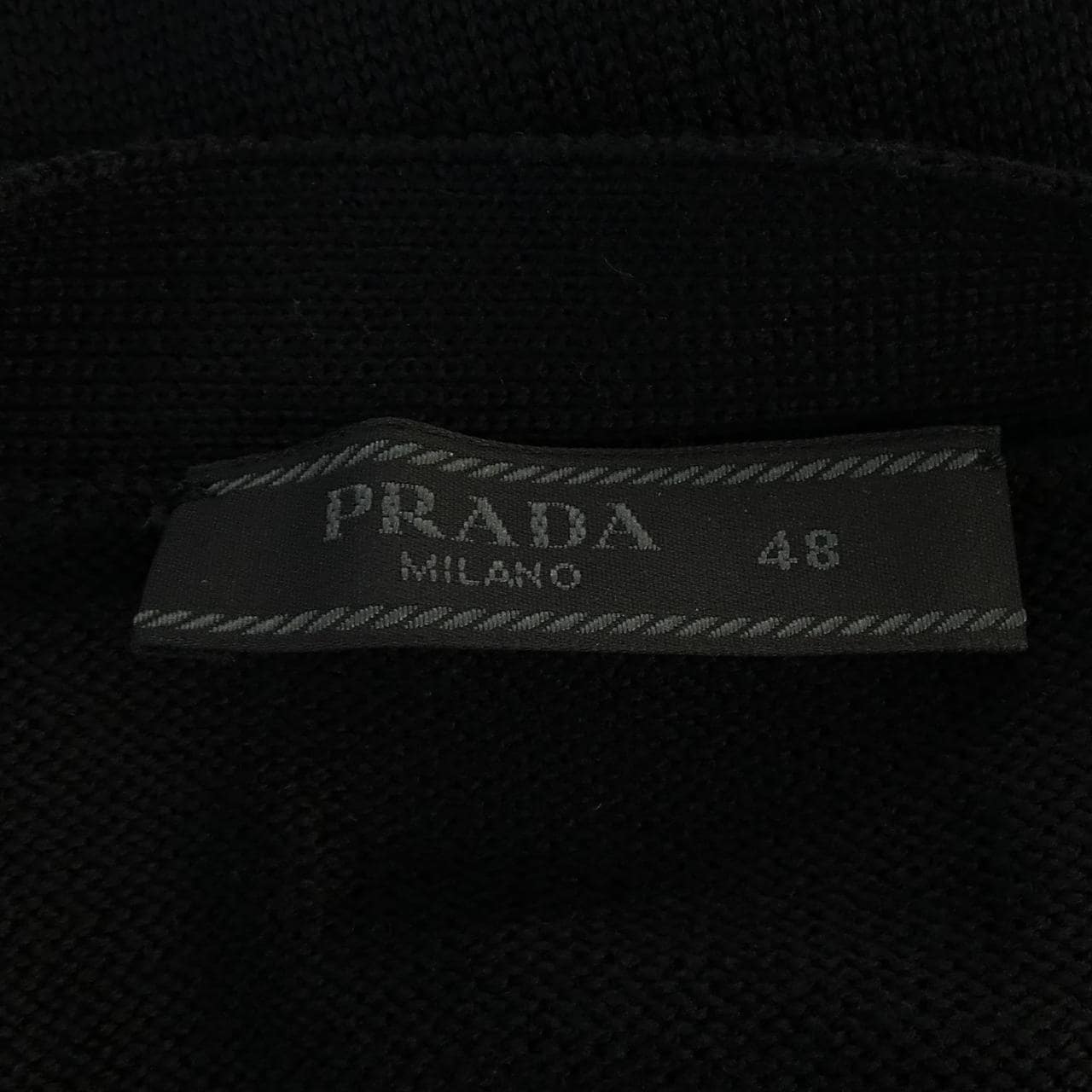 プラダ PRADA UMG391 SOOO 16GM カーディガン