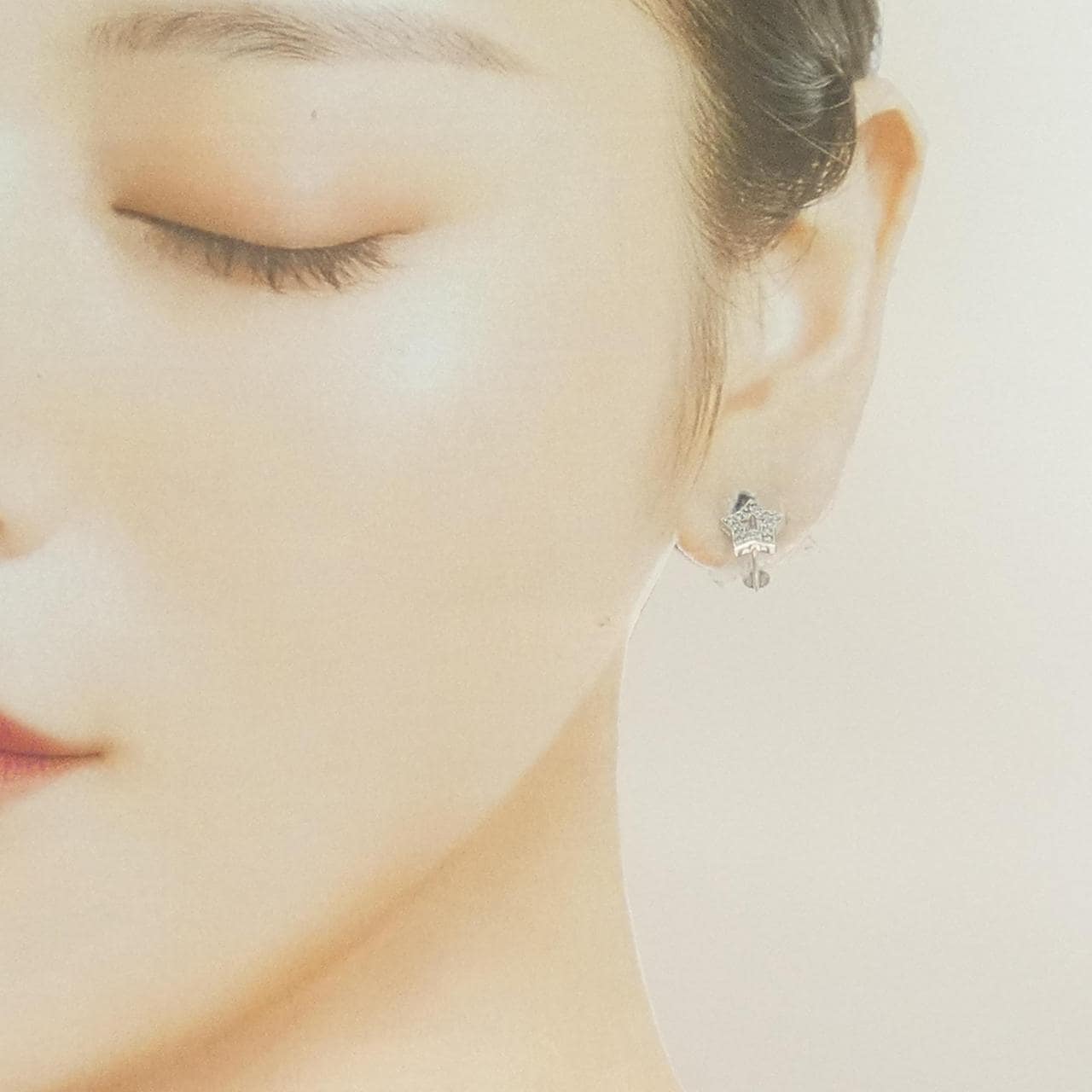 PT900 スター ダイヤモンド イヤリング 0.14CT