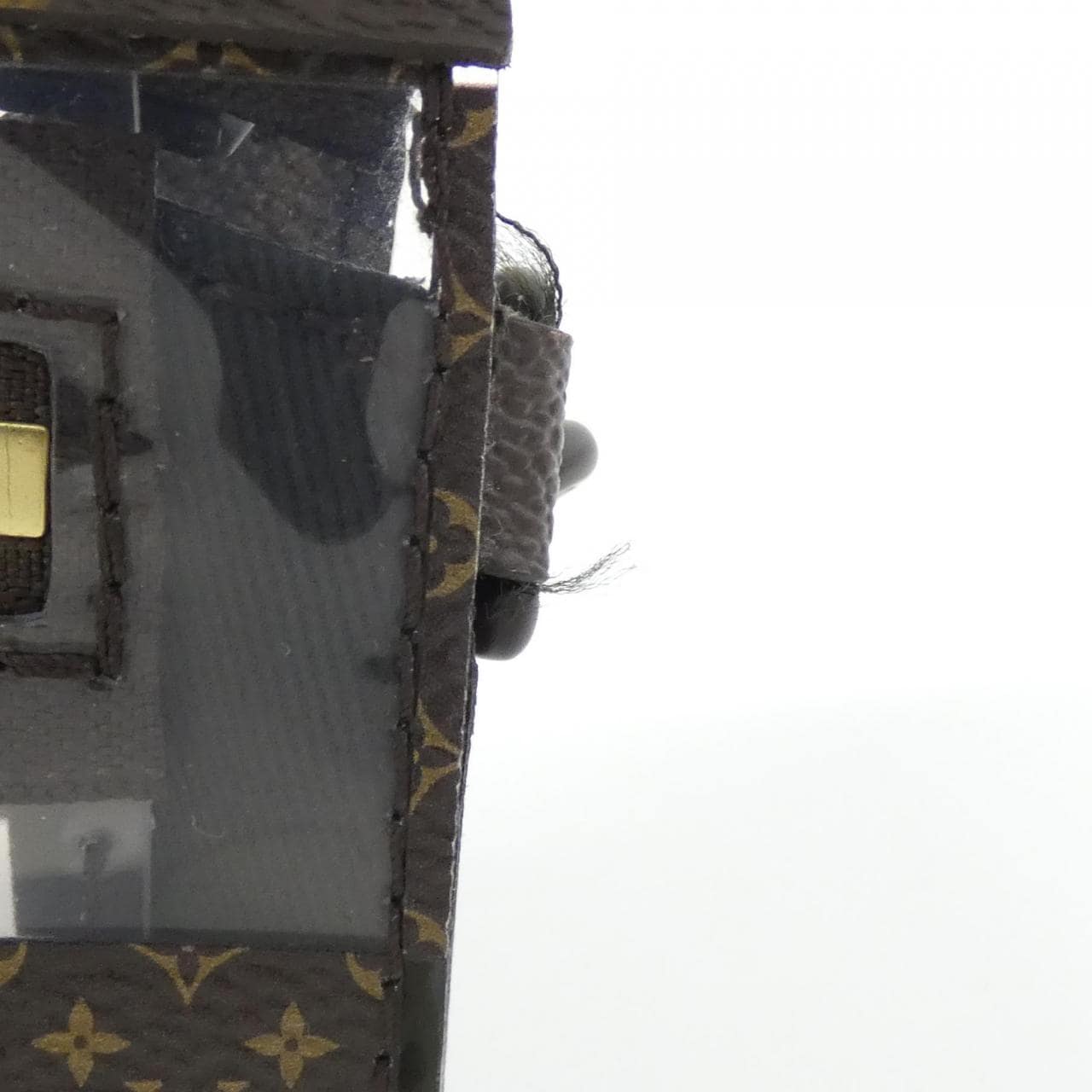 ルイヴィトン モノグラム チェス スタンド ポーチ M81588 アクセサリーポーチ