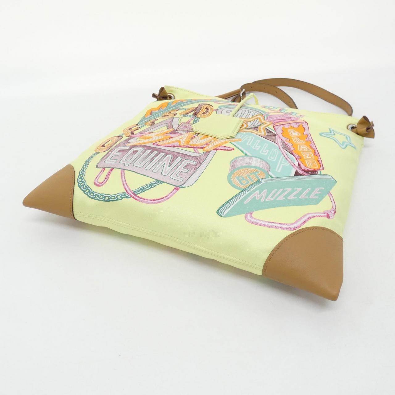 エルメス CHEVALSCOPE NEON シルキーシティ PM 084535CK ショルダーバッグ